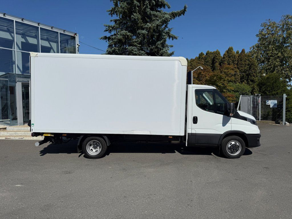 Iveco Daily 35C16 - Фургон з закритим кузовом: фото 3 Iveco Daily 35C16 - Фургон з закритим кузовом: фото 3