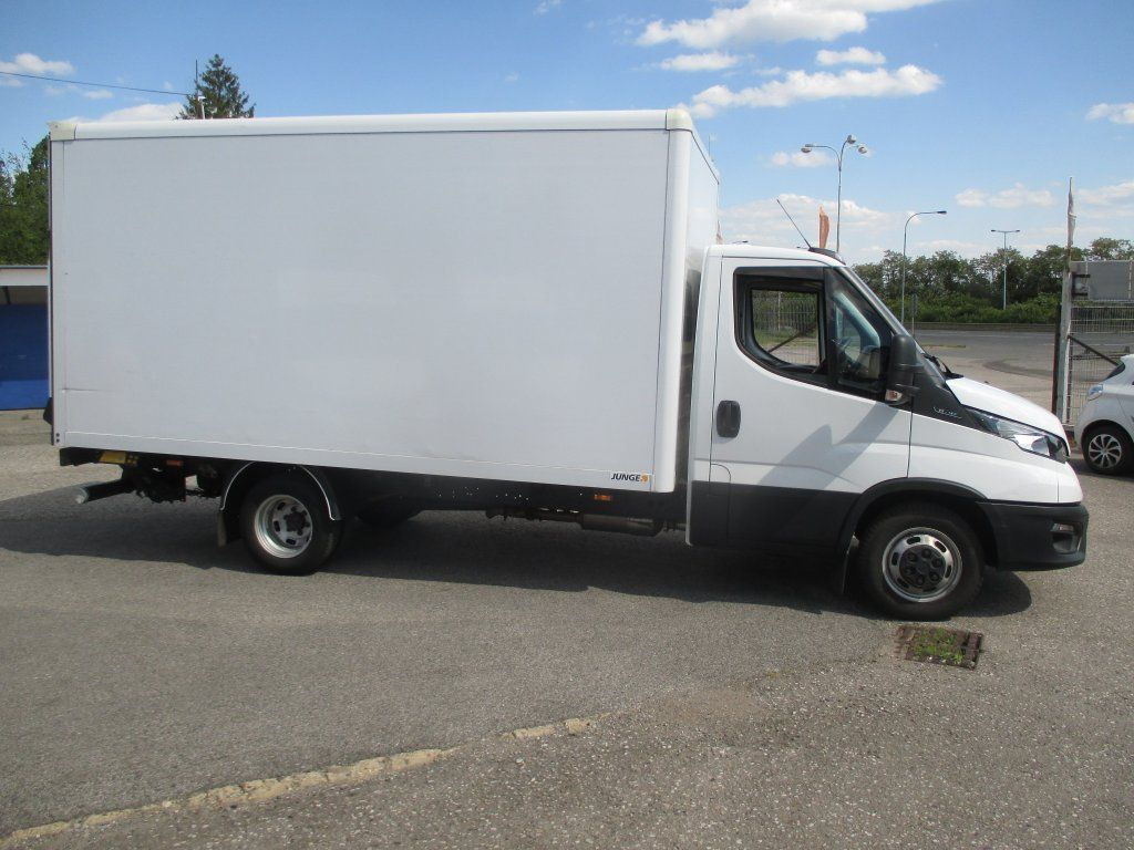 Iveco Daily 35C16 - Фургон з закритим кузовом: фото 4 Iveco Daily 35C16 - Фургон з закритим кузовом: фото 4