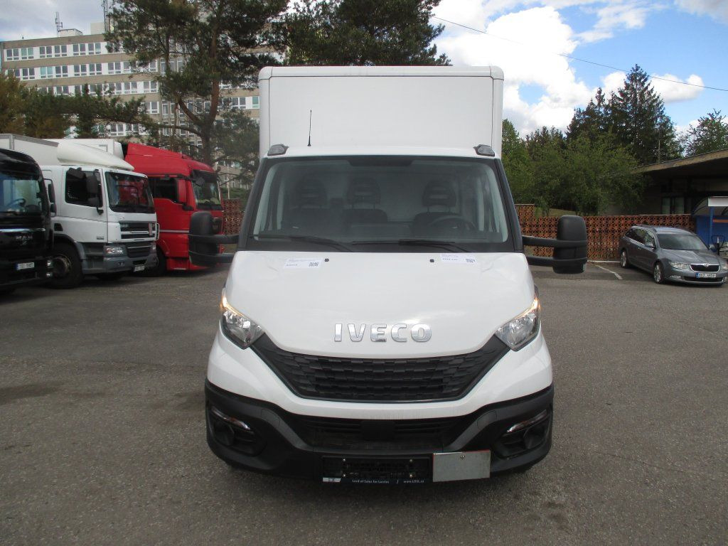 Iveco Daily 35C16 - Фургон з закритим кузовом: фото 2 Iveco Daily 35C16 - Фургон з закритим кузовом: фото 2