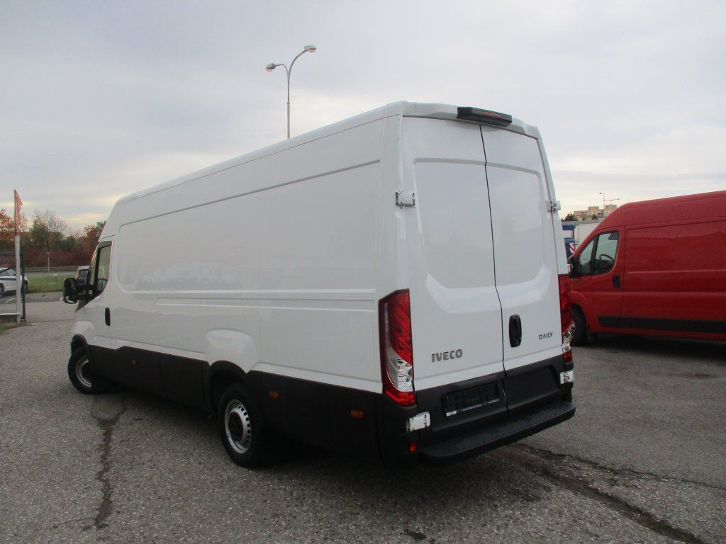 Iveco Daily 35S16 - Суцільнометалевий фургон: фото 4 Iveco Daily 35S16 - Суцільнометалевий фургон: фото 4