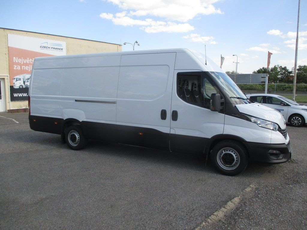 Iveco Daily 35S16 - Суцільнометалевий фургон: фото 4 Iveco Daily 35S16 - Суцільнометалевий фургон: фото 4