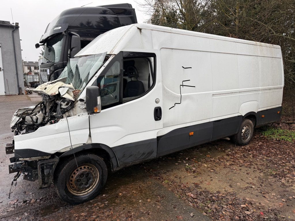 Iveco Daily 35S16 maxi Damaged - Суцільнометалевий фургон: фото 4 Iveco Daily 35S16 maxi Damaged - Суцільнометалевий фургон: фото 4