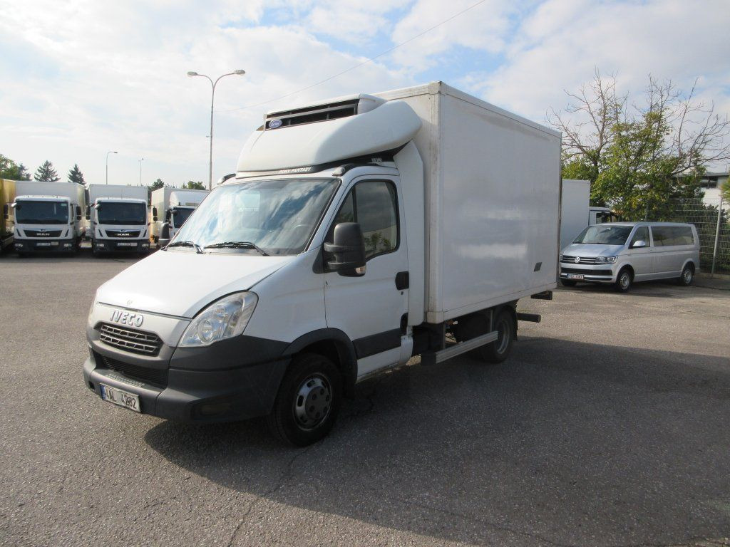Iveco Daily 50C15 - Фургон-рефрижератор: фото 1 Iveco Daily 50C15 - Фургон-рефрижератор: фото 1