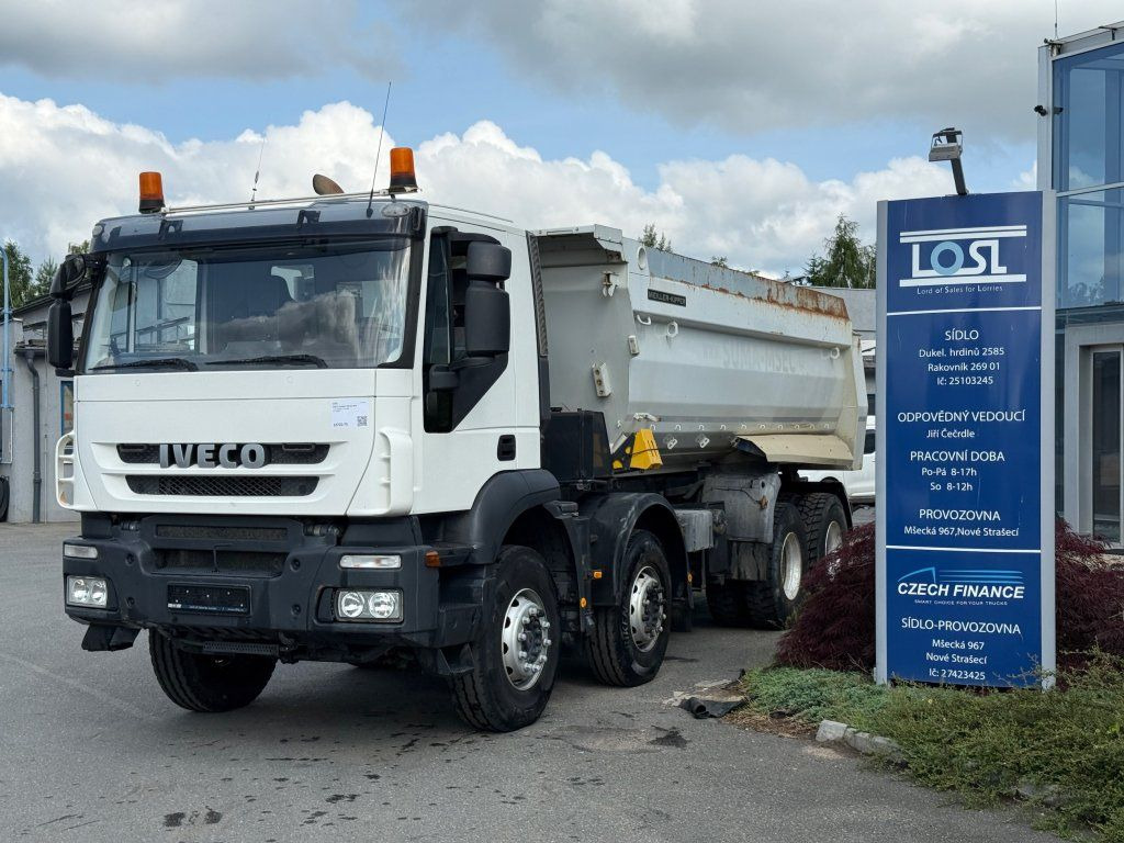 Iveco Trakker 410 S1 8x4 - Самоскид вантажівка: фото 1 Iveco Trakker 410 S1 8x4 - Самоскид вантажівка: фото 1