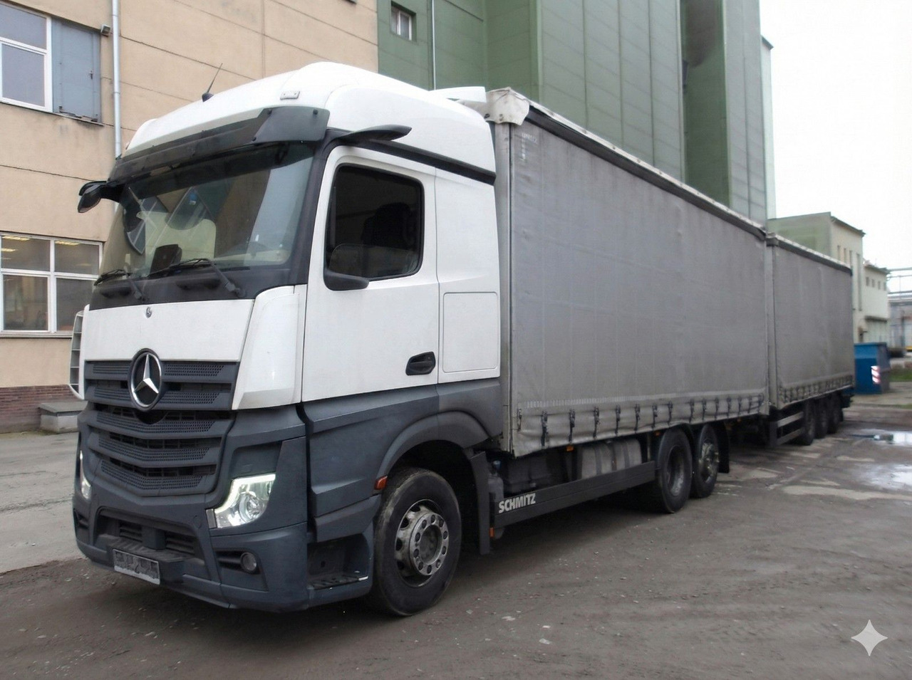 Mercedes-Benz 2548 Actros 6x2 EURO 6 + Schmitz - Тентована вантажівка: фото 1 Mercedes-Benz 2548 Actros 6x2 EURO 6 + Schmitz - Тентована вантажівка: фото 1