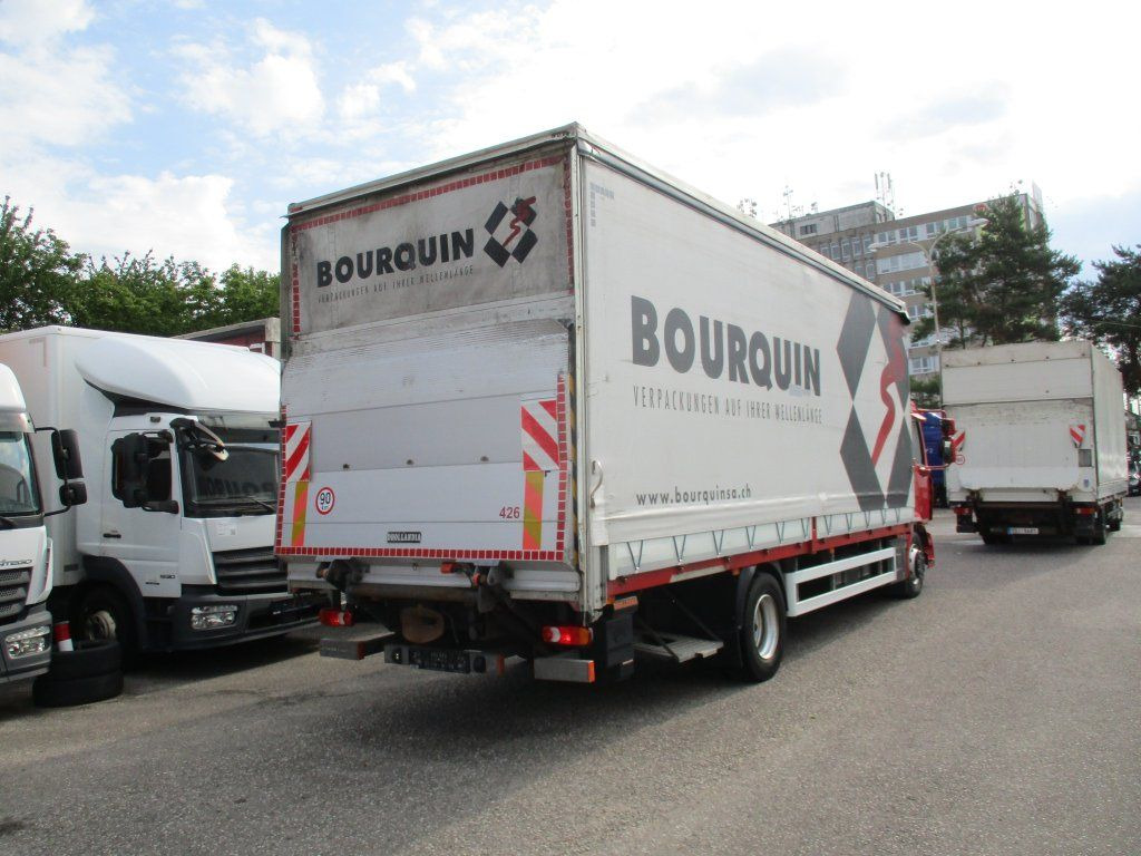 Renault D 16 - Бортова вантажівка/ Платформа: фото 3 Renault D 16 - Бортова вантажівка/ Платформа: фото 3