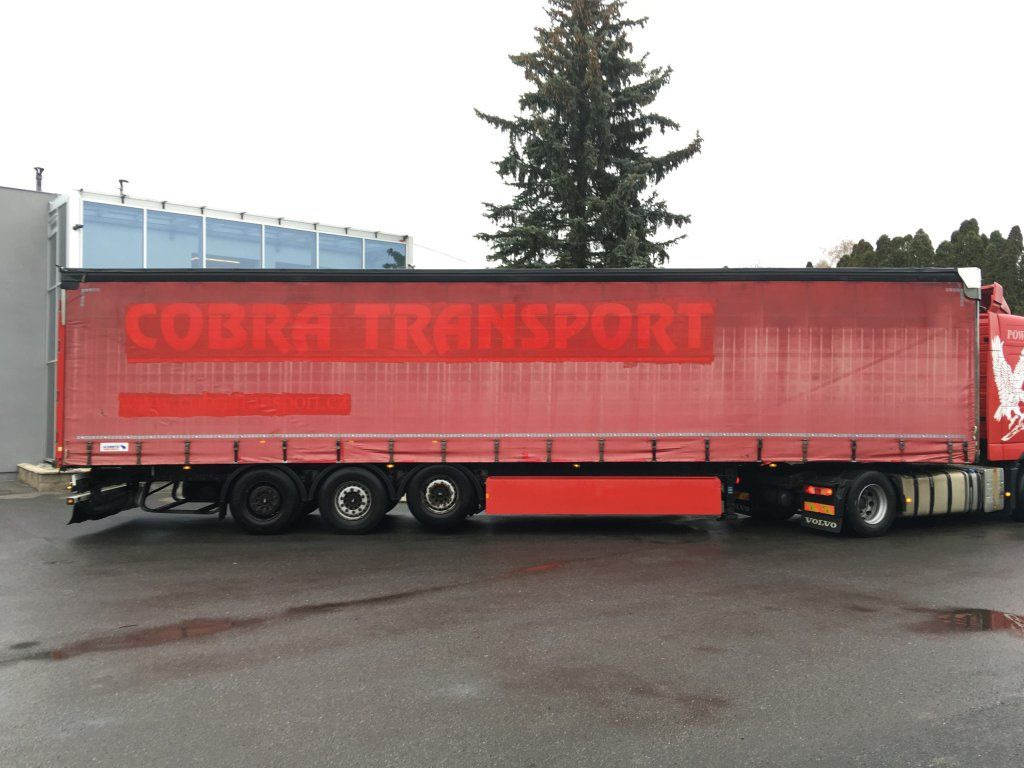 Schmitz Cargobull SCB*S3T standard/lifting roof/Hubdach 2,70-2,85m - Тентований напівпричіп: фото 3 Schmitz Cargobull SCB*S3T standard/lifting roof/Hubdach 2,70-2,85m - Тентований напівпричіп: фото 3