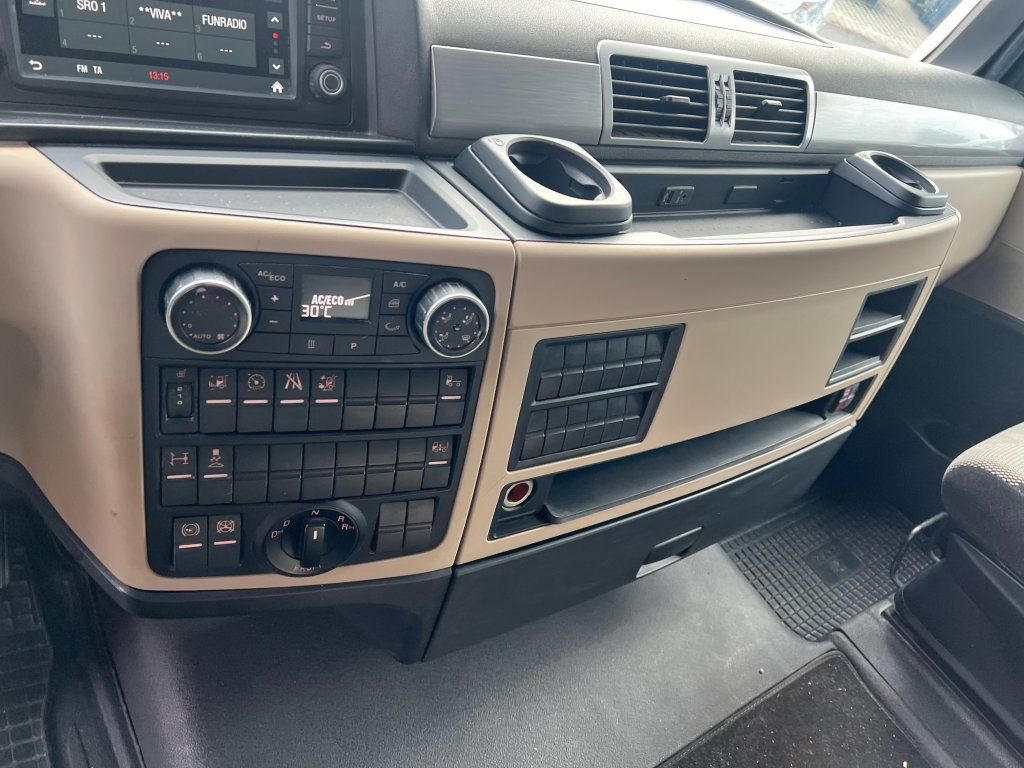Тягач MAN TGX18.500 MEGA/lowdeck: фото 16