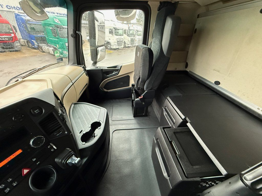 Тягач Mercedes-Benz 1845 Actros EURO 6 MEGA/lowdeck: фото 12