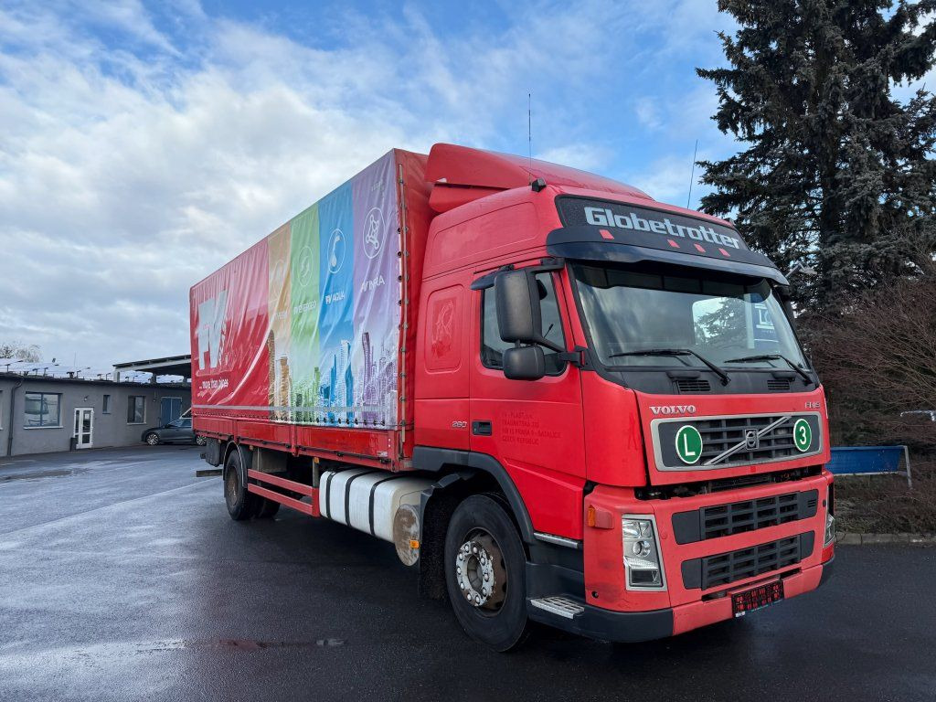 Volvo FM260 EURO 3 - Тентована вантажівка: фото 2 Volvo FM260 EURO 3 - Тентована вантажівка: фото 2