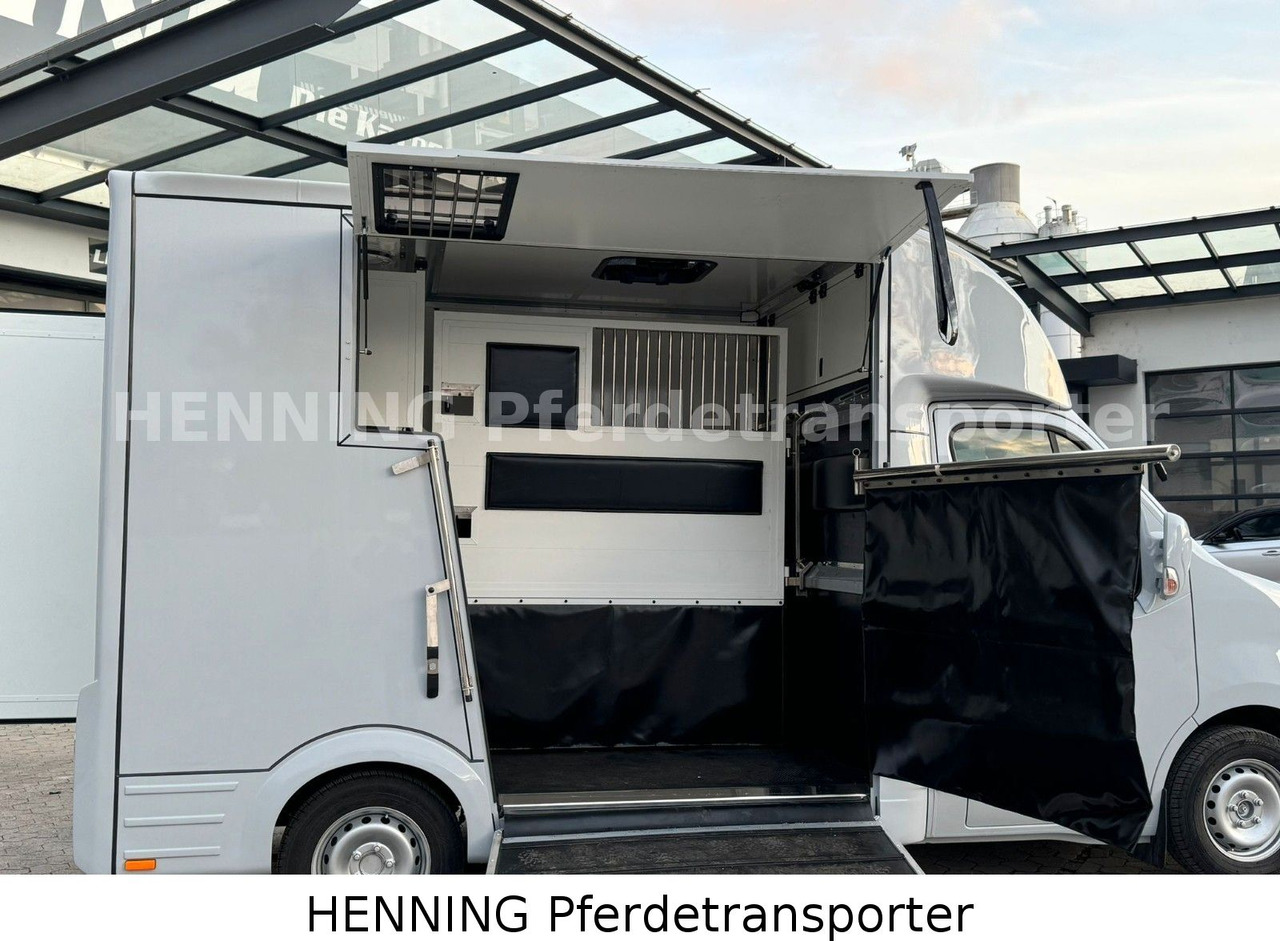 Nissan Interstar - Для перевезення худоби вантажівка: фото 5 Nissan Interstar - Для перевезення худоби вантажівка: фото 5