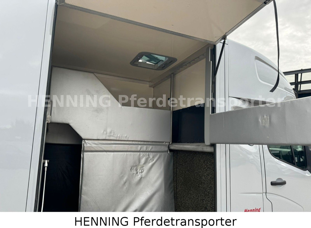 Для перевезення худоби вантажівка Renault Master 2-Sitzer: фото 6