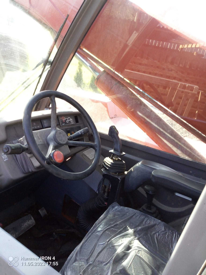 Ładowarka teleskopowa Manitou 628 - Навантажувач телескопічний: фото 3 Ładowarka teleskopowa Manitou 628 - Навантажувач телескопічний: фото 3