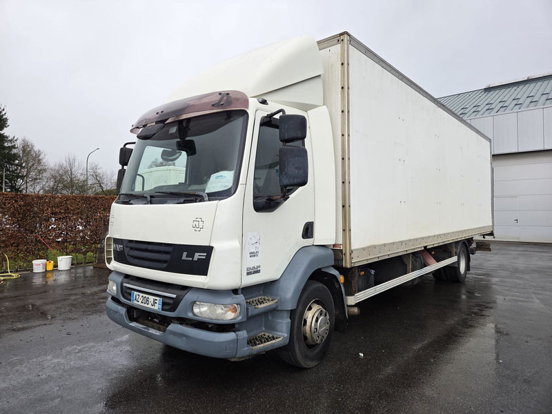 DAF LF55 280 - Вантажівка з закритим кузовом: фото 1 DAF LF55 280 - Вантажівка з закритим кузовом: фото 1