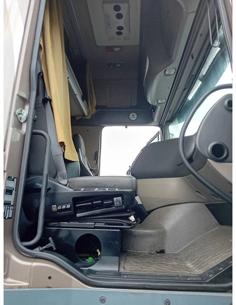 Вантажівка шасі DAF XF 105.510 6x2: фото 8 Вантажівка шасі DAF XF 105.510 6x2: фото 8