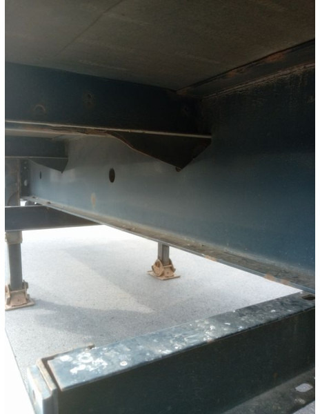 Krone - Закритий кузов напівпричіп: фото 4 Krone - Закритий кузов напівпричіп: фото 4