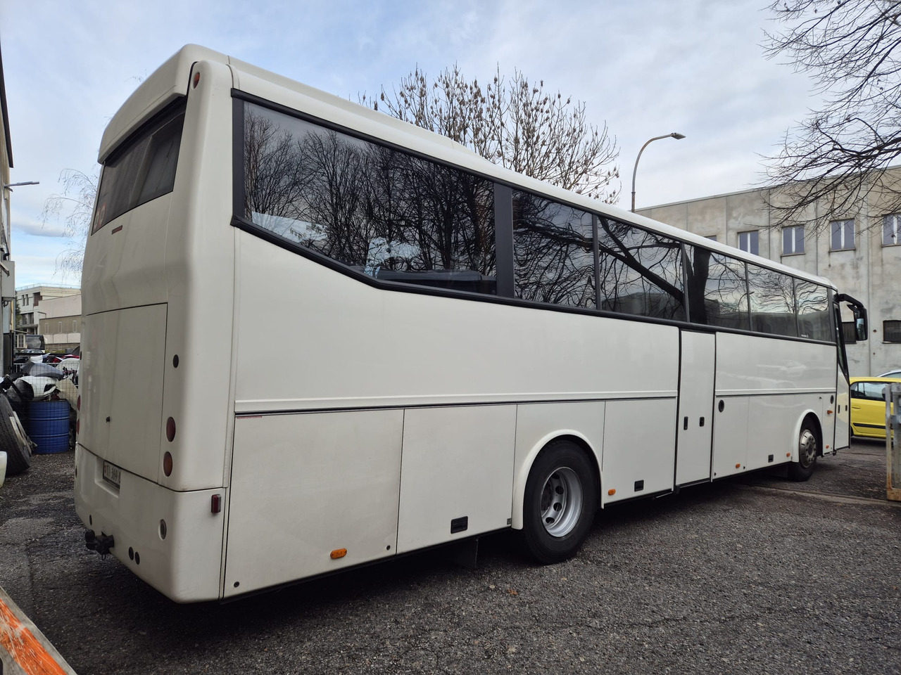 BOVA FUTURA 365 PR 4X2 - Туристичний автобус: фото 3 BOVA FUTURA 365 PR 4X2 - Туристичний автобус: фото 3