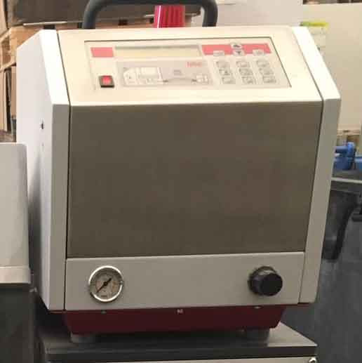 Baumer HHS hotmelt gluing system with C 1100-8 controller and hotmelt tank HHS HMP-04-1x2-PDE - Фальцювальна машина: фото 4 Baumer HHS hotmelt gluing system with C 1100-8 controller and hotmelt tank HHS HMP-04-1x2-PDE - Фальцювальна машина: фото 4