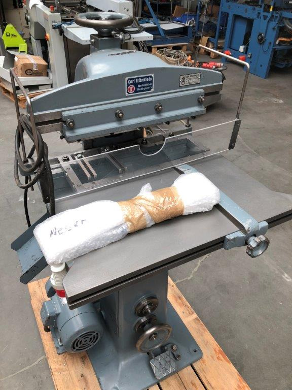 Drinker USM Universal Punching Machine - Друкарське обладнання: фото 1 Drinker USM Universal Punching Machine - Друкарське обладнання: фото 1