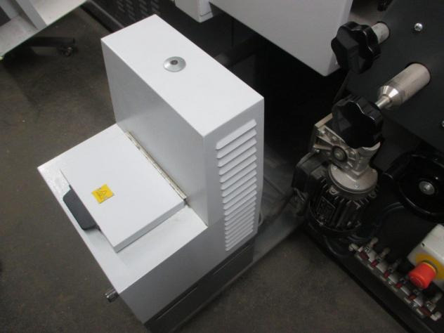 Heidelberg Eurobind HE 1200 four-clamp perfect binder - Палітурна машина: фото 5 Heidelberg Eurobind HE 1200 four-clamp perfect binder - Палітурна машина: фото 5