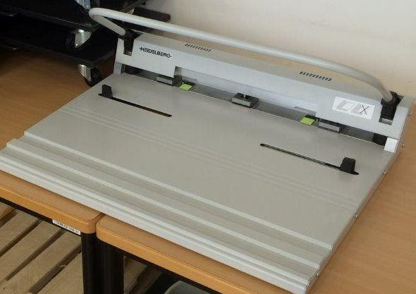 Heidelberg Plate Punch 425 mm Autoplate - Запчастини в категорії Друкарське обладнання: фото 1 Heidelberg Plate Punch 425 mm Autoplate - Запчастини в категорії Друкарське обладнання: фото 1