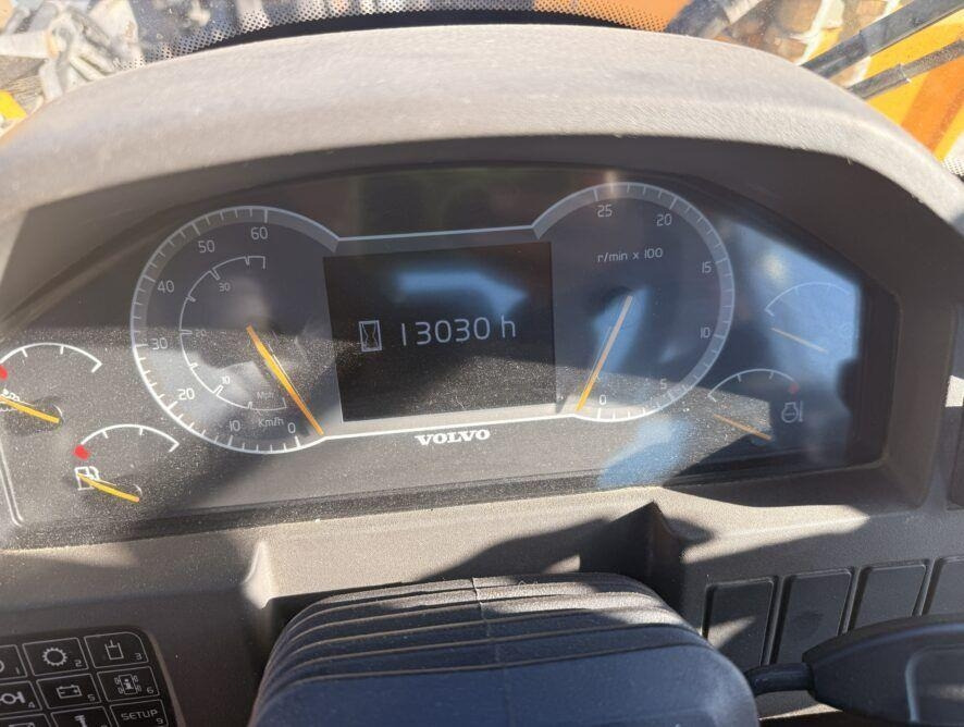 Volvo L110H - Колісний навантажувач: фото 3 Volvo L110H - Колісний навантажувач: фото 3