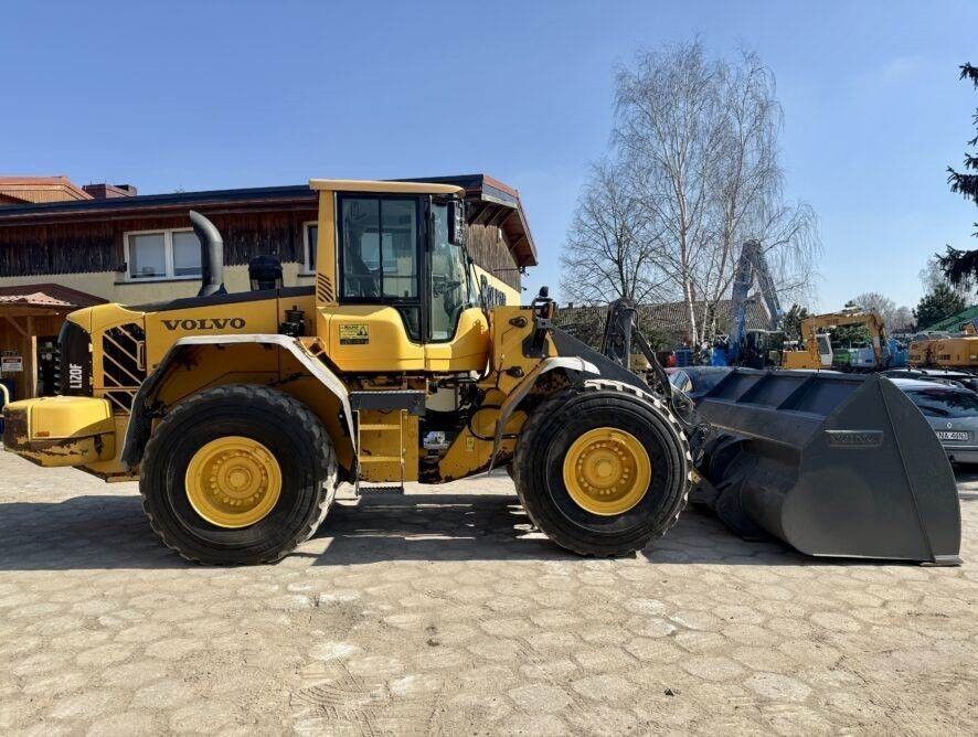 Volvo L120F - Колісний навантажувач: фото 5 Volvo L120F - Колісний навантажувач: фото 5