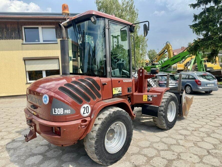 Volvo L30B Pro - Колісний навантажувач: фото 1 Volvo L30B Pro - Колісний навантажувач: фото 1
