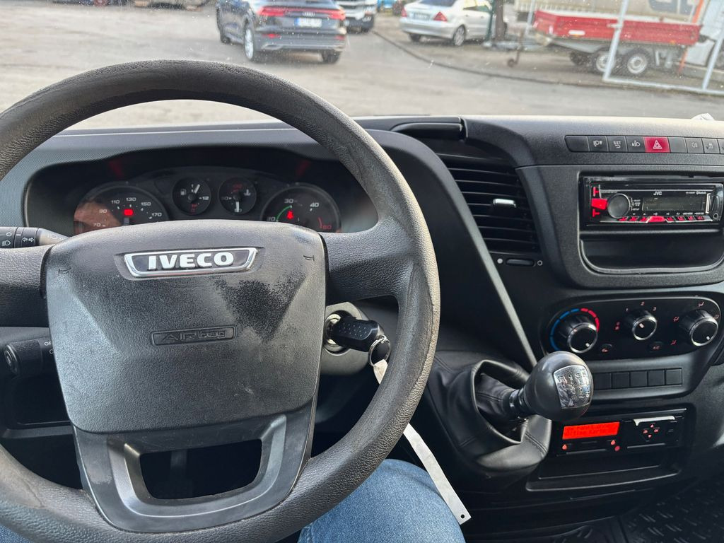 Суцільнометалевий фургон Iveco Daily 35S130 Klima: фото 11