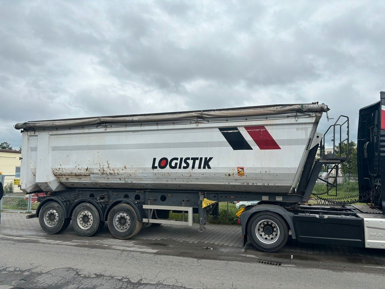 Kempf SKM 35-3 45m³/Stahl /Liftachse/Alufelgen /SAF Kempf SKM 35-3 45m³/Stahl /Liftachse/Alufelgen /SAF - Самоскид напівпричіп: фото 3 Kempf SKM 35-3 45m³/Stahl /Liftachse/Alufelgen /SAF Kempf SKM 35-3 45m³/Stahl /Liftachse/Alufelgen /SAF - Самоскид напівпричіп: фото 3