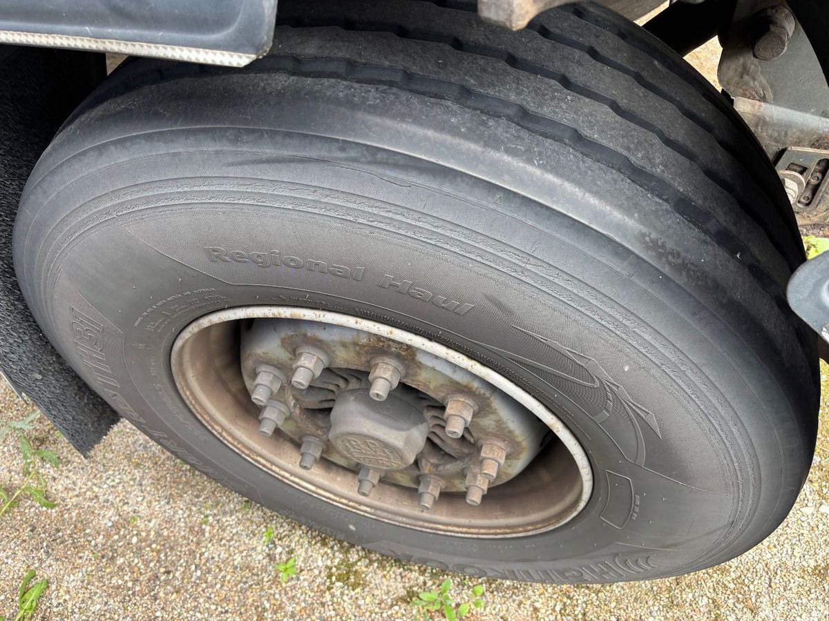 Krone AZ Alubordwände/Luft/Scheibe/BPW - Тентований причіп: фото 4 Krone AZ Alubordwände/Luft/Scheibe/BPW - Тентований причіп: фото 4