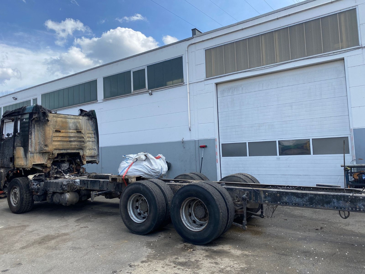 MAN TGX 26.580 6x4 - Вантажівка шасі: фото 3 MAN TGX 26.580 6x4 - Вантажівка шасі: фото 3