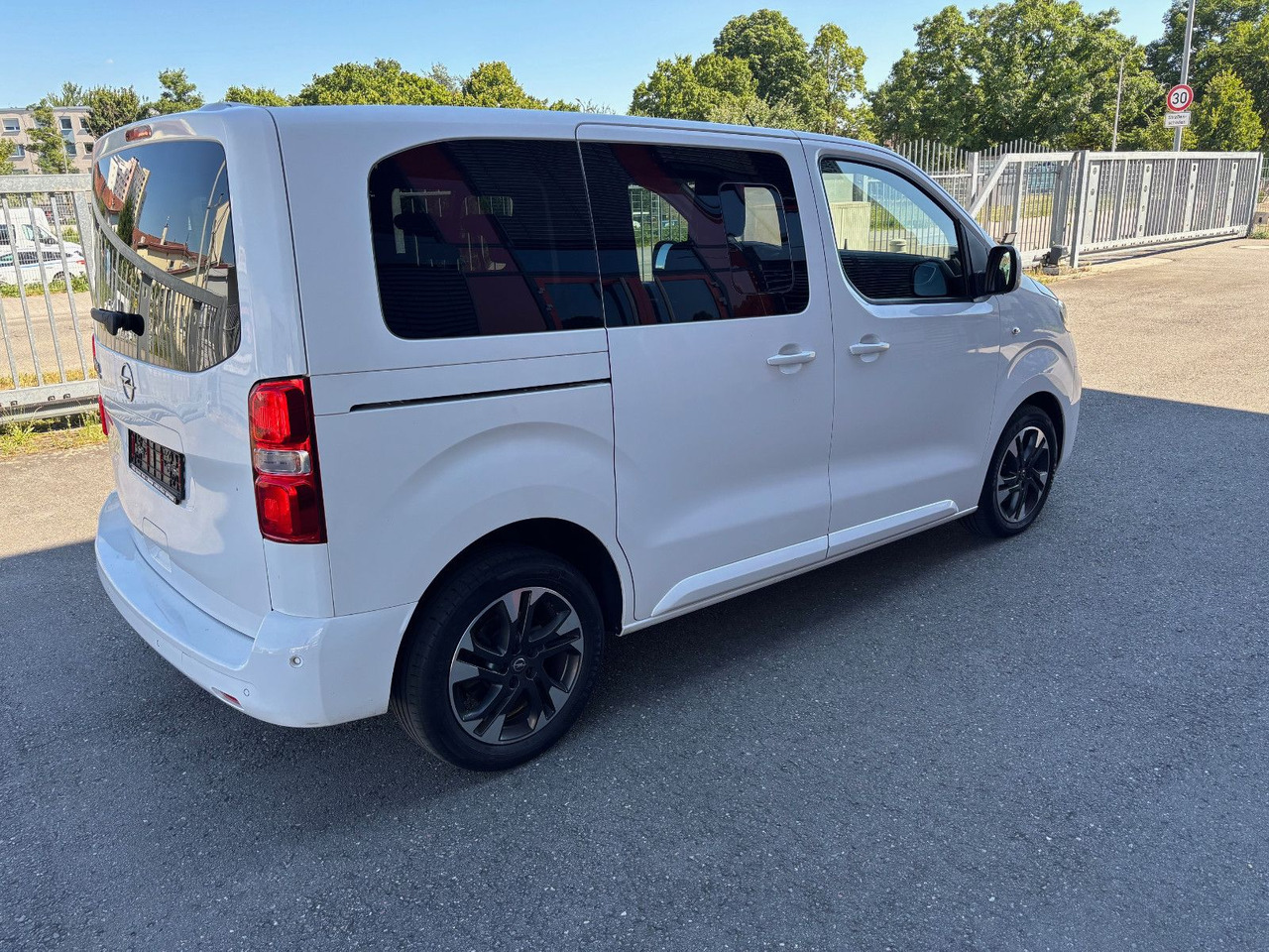 Opel Zafira Life Edition S/HU neu - Пасажирський фургон: фото 5 Opel Zafira Life Edition S/HU neu - Пасажирський фургон: фото 5