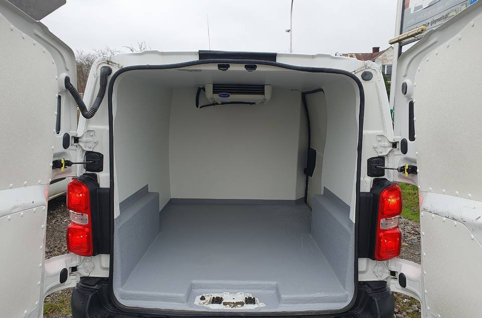 Citroen JUMPY CHLODNIA MROZNIA CARRIER+230V KLIMA EURO6 - Фургон-рефрижератор: фото 2 Citroen JUMPY CHLODNIA MROZNIA CARRIER+230V KLIMA EURO6 - Фургон-рефрижератор: фото 2