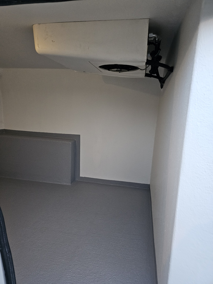 Фургон-рефрижератор FIAT DOBLO LONG CHLODNIA carrier KLIMA  EURO6: фото 7 Фургон-рефрижератор FIAT DOBLO LONG CHLODNIA carrier KLIMA  EURO6: фото 7