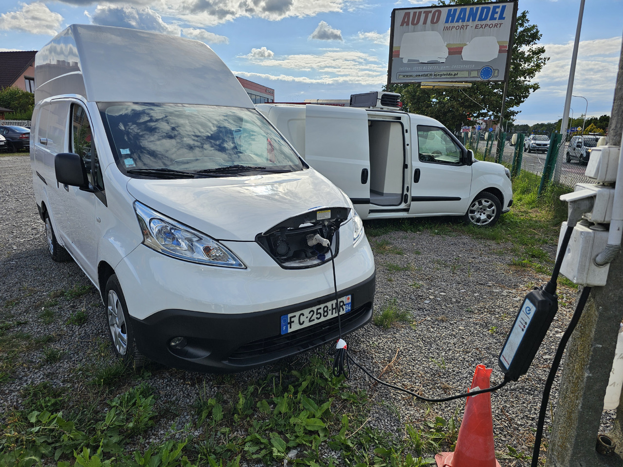 NISSAN E-NV200 ELEKTRYCZNY 40 KV 250 km klima kamera - Легковий фургон, Електричний фургон: фото 2 NISSAN E-NV200 ELEKTRYCZNY 40 KV 250 km klima kamera - Легковий фургон, Електричний фургон: фото 2