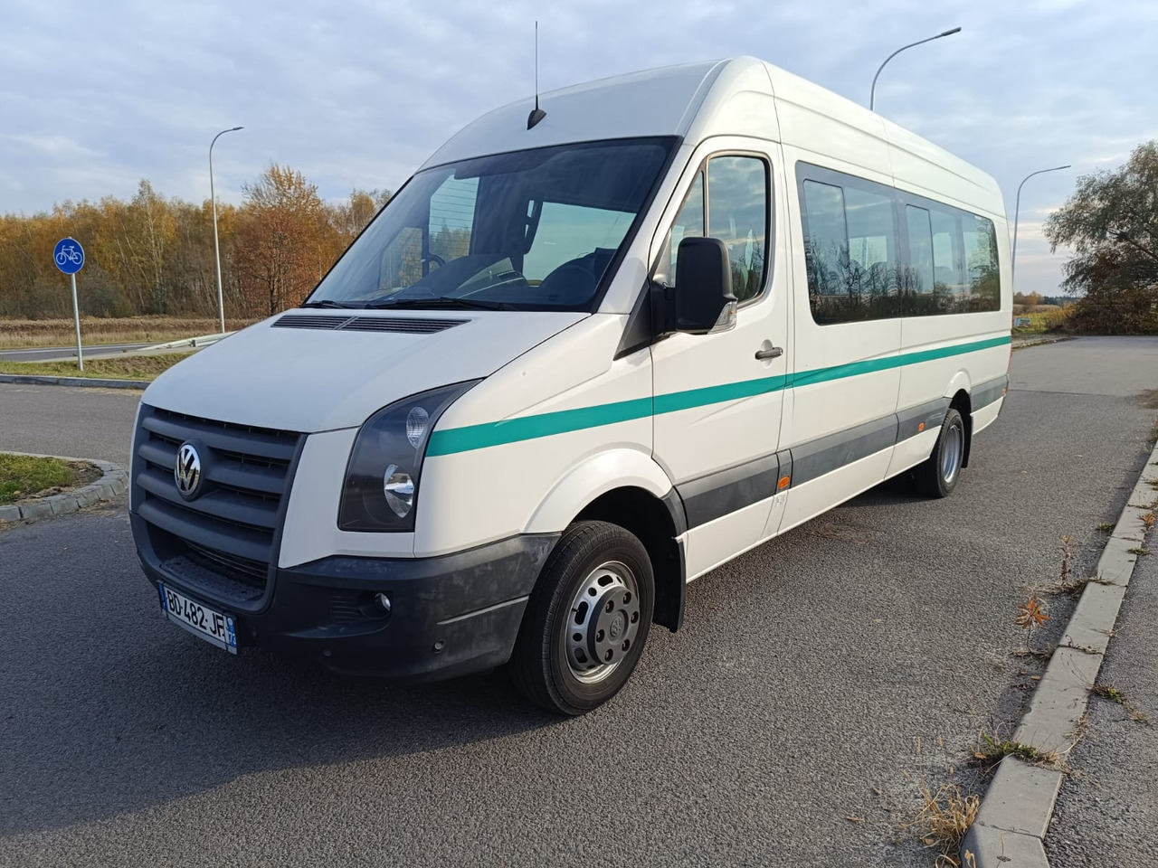 VOLKSWAGEN CRAFTER 23 OSOBY KLIMA WEBASTO KAMERA RETARDER HAK EURO5 - Туристичний автобус: фото 3 VOLKSWAGEN CRAFTER 23 OSOBY KLIMA WEBASTO KAMERA RETARDER HAK EURO5 - Туристичний автобус: фото 3