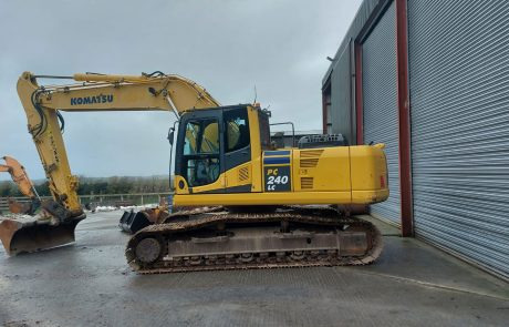 KOMATSU PC240LC-8 - Гусеничний екскаватор: фото 1 KOMATSU PC240LC-8 - Гусеничний екскаватор: фото 1