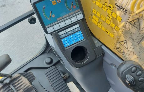 KOMATSU PC240LC-8 - Гусеничний екскаватор: фото 3 KOMATSU PC240LC-8 - Гусеничний екскаватор: фото 3