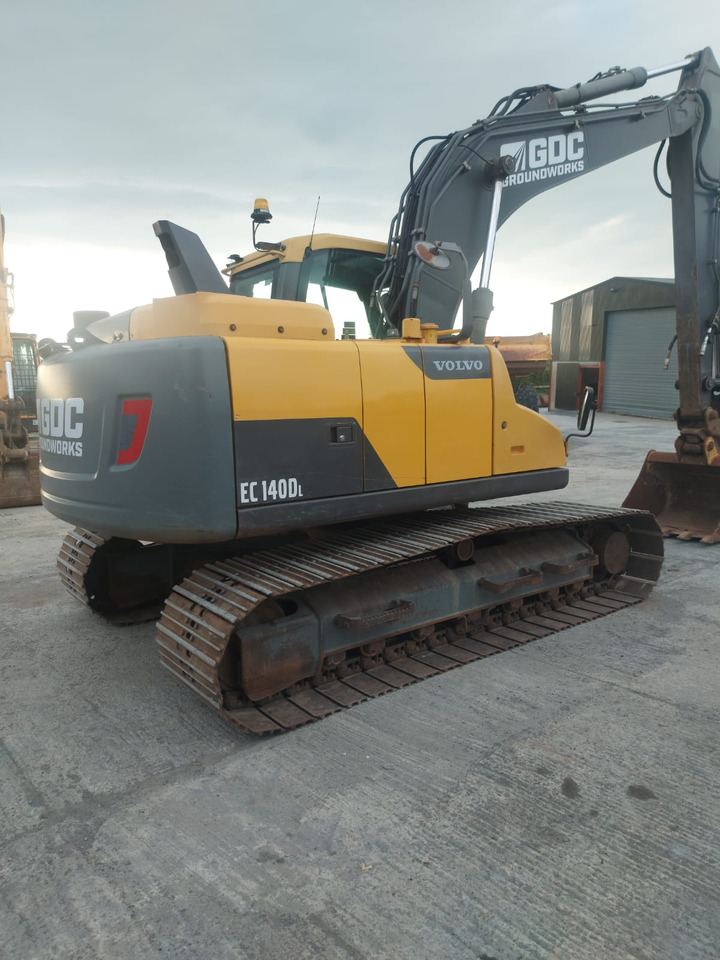 Volvo EC 140 DL - Гусеничний екскаватор: фото 1 Volvo EC 140 DL - Гусеничний екскаватор: фото 1