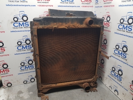 Case 5000 5140, 5250 Engine Water Cooling Radiator 104753a1; 104753a2; A190604 - Радіатор в категорії Трактори: фото 1 Case 5000 5140, 5250 Engine Water Cooling Radiator 104753a1; 104753a2; A190604 - Радіатор в категорії Трактори: фото 1
