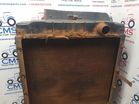 Case 5000 5140, 5250 Engine Water Cooling Radiator 104753a1; 104753a2; A190604 - Радіатор в категорії Трактори: фото 3 Case 5000 5140, 5250 Engine Water Cooling Radiator 104753a1; 104753a2; A190604 - Радіатор в категорії Трактори: фото 3