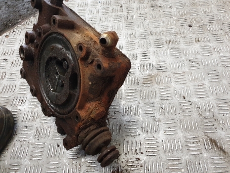 Case International 85, 95 Ser Hydraulic Pump Valve 84573150, 93835c91, 66513c92 - Гідравлічний клапан в категорії Трактори: фото 5 Case International 85, 95 Ser Hydraulic Pump Valve 84573150, 93835c91, 66513c92 - Гідравлічний клапан в категорії Трактори: фото 5