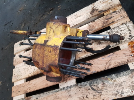 Caterpillar Th62, Clark Hurth, Manitou Front Axle Centre Housing, Steering Ram - Передня вісь: фото 4 Caterpillar Th62, Clark Hurth, Manitou Front Axle Centre Housing, Steering Ram - Передня вісь: фото 4