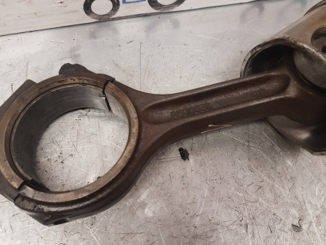 Claas 836 John Deere Engine Connecting Rod 6005024536, R500335, Re500608 - Шатун в категорії Трактори: фото 2 Claas 836 John Deere Engine Connecting Rod 6005024536, R500335, Re500608 - Шатун в категорії Трактори: фото 2