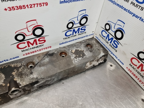 Claas Ares 656rc, Jd6068 Engine Valve Cover R121453, R135388, R135360 - Головка блоку: фото 4 Claas Ares 656rc, Jd6068 Engine Valve Cover R121453, R135388, R135360 - Головка блоку: фото 4