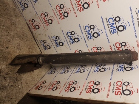 Claas Arion 500, 600 Series A18, A19, A20 640 Exhaust Pipe Extension 0021799761 - Вихлопна труба в категорії Трактори: фото 1 Claas Arion 500, 600 Series A18, A19, A20 640 Exhaust Pipe Extension 0021799761 - Вихлопна труба в категорії Трактори: фото 1