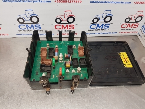 Claas Arion 640, 500, 600, Axion 950, 920, 900 Cab Fuse Box Unit 0021845140 - Запобіжник в категорії Трактори: фото 2 Claas Arion 640, 500, 600, Axion 950, 920, 900 Cab Fuse Box Unit 0021845140 - Запобіжник в категорії Трактори: фото 2
