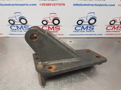 Claas Arion 640, 500, 600, Hexashift, Cmatic Top Link Bracket Lhs 0021608191 - Підвіска кабіни в категорії Трактори: фото 3 Claas Arion 640, 500, 600, Hexashift, Cmatic Top Link Bracket Lhs 0021608191 - Підвіска кабіни в категорії Трактори: фото 3