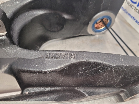 Claas Arion 640 Carraro 20.25 Si Front Axle Top Wishbone Arm Rhs 442719, 64966 - Підвіска: фото 4 Claas Arion 640 Carraro 20.25 Si Front Axle Top Wishbone Arm Rhs 442719, 64966 - Підвіска: фото 4
